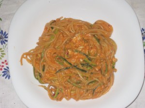 Thug Kitchen Creamy Bell Pepper Sauce with Spaghetti (1)