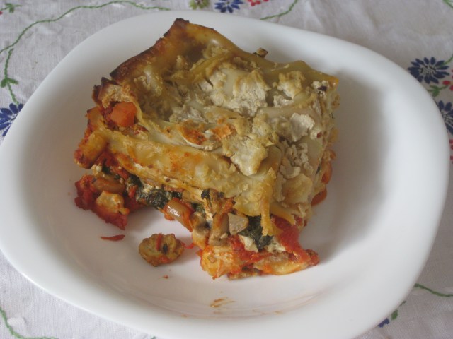 Thug Kitchen Mixed Mushroom and Spinach Lasagne (4)