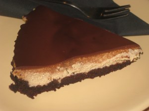 Moment Gingerbread Cheesecake