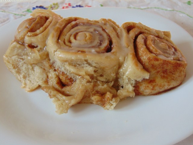 vegan-brunch-cinnamon-snails-4