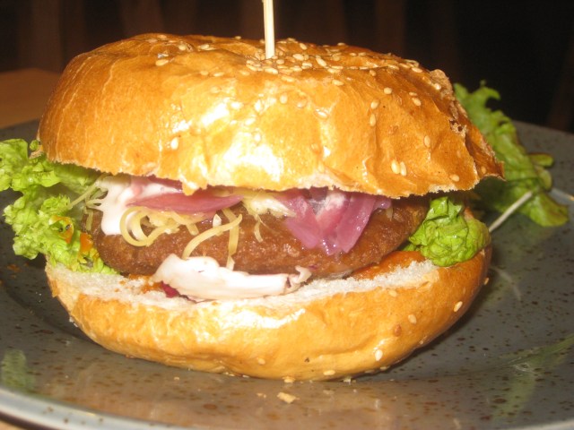 waipawa-cheeseburger