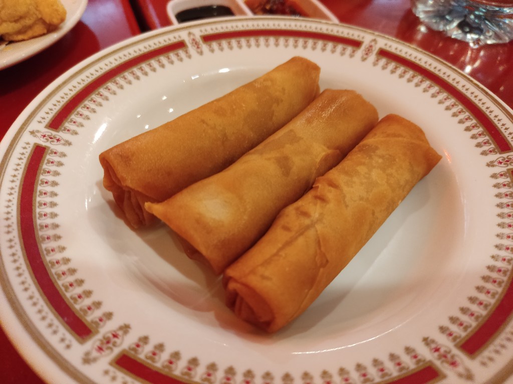 Three crispy spring rolls