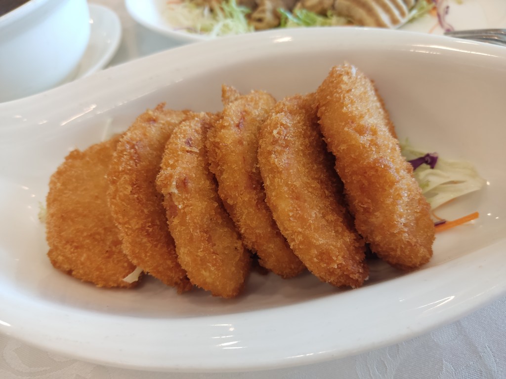 Six crispy cutlets