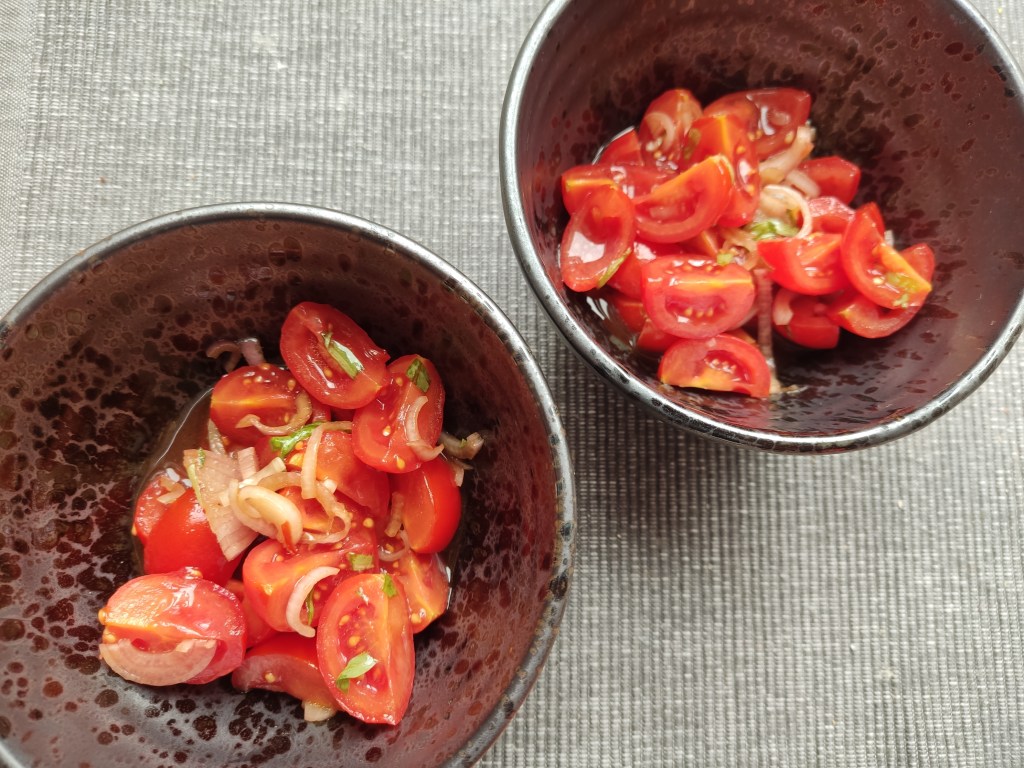 Tomato ponzu salad