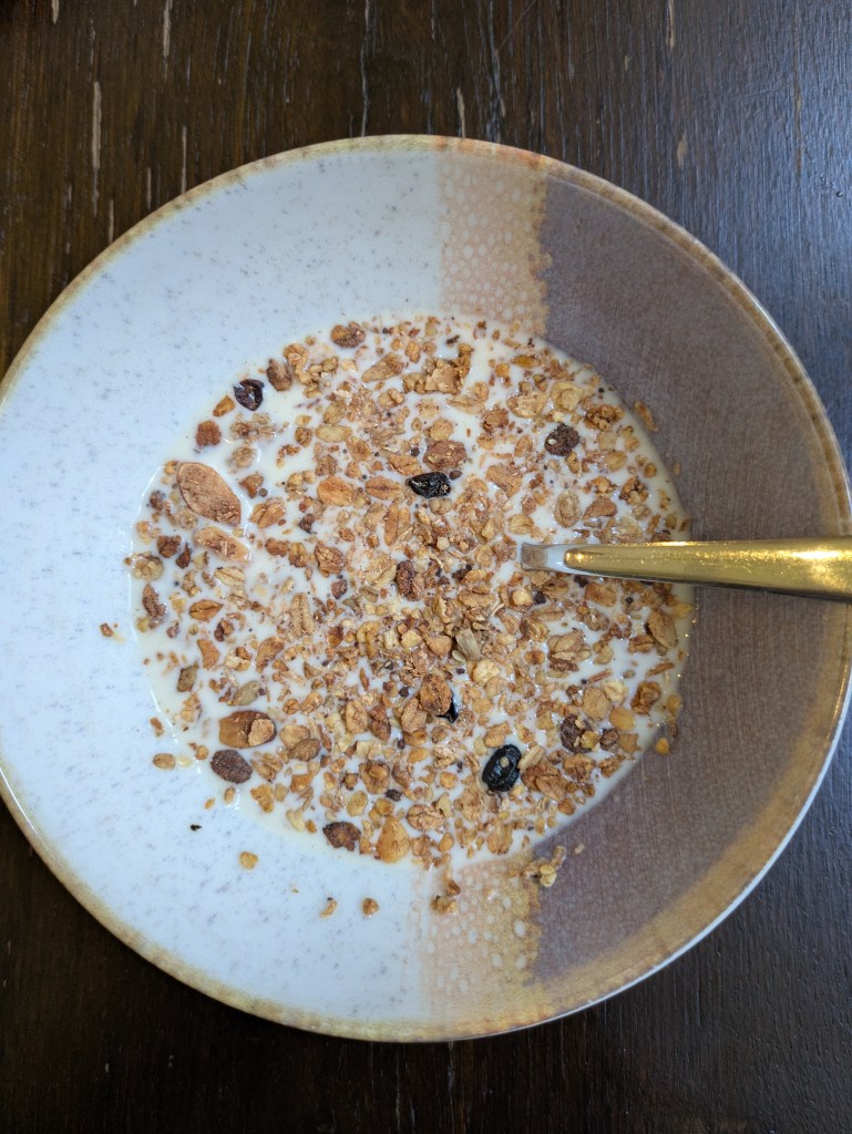 A bowl of granola